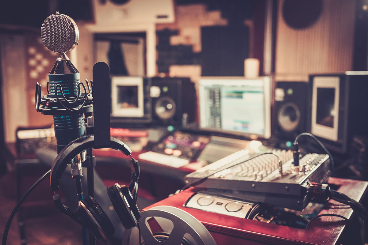 native html5 internet web radio player javascript